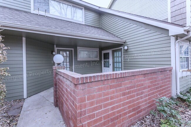 Photo - Great 2 Bedroom, 1.5 Bathroom Condo in For...