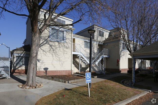 Photo - Willow Place Apartments