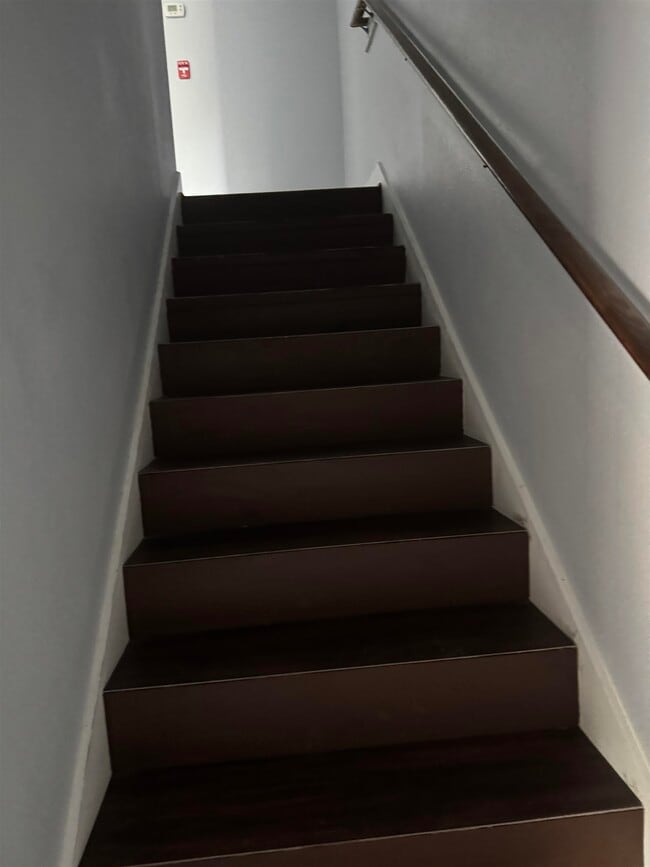 Photo - 1846 Belle Vue Way