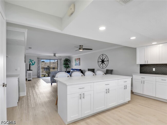 Photo - 4817 SW 8th Pl Unit 202
