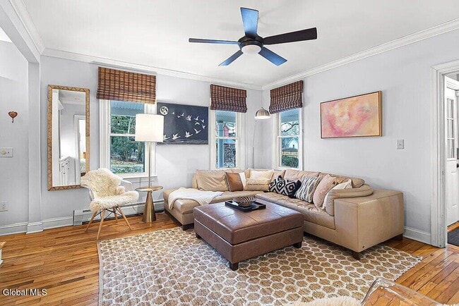 Photo - 64 Second St