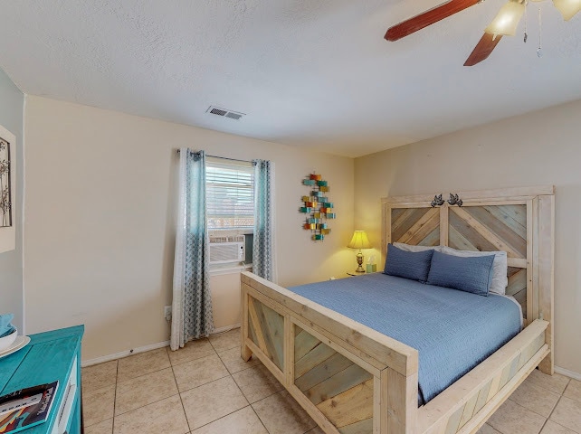 Photo - 3010 May Cir SE