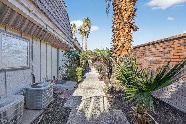 Photo - 1114 Vegas Valley Dr