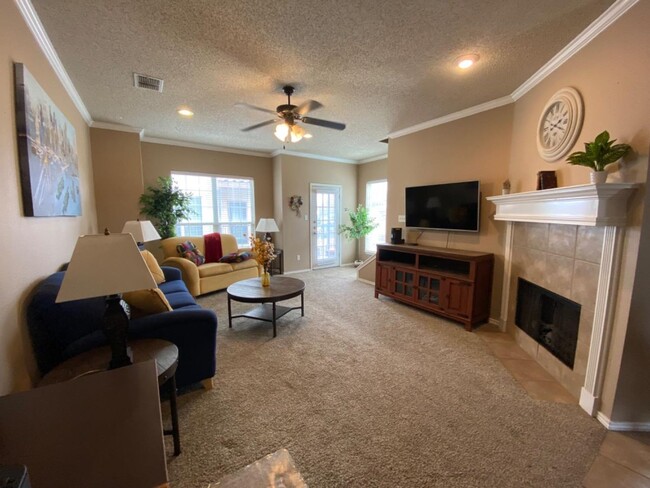 Fully Furnished 3 bed 3.5 Bath Condo - Wal... - Fully Furnished 3 bed 3.5 Bath Condo - Wal...