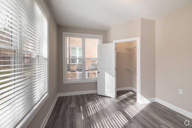2BR, 2BA - 1,102SF - Second Bedroom