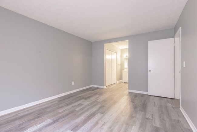 Pine Ridge Apartments