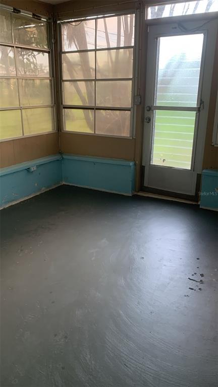 Photo - 1765 Elinor Pl