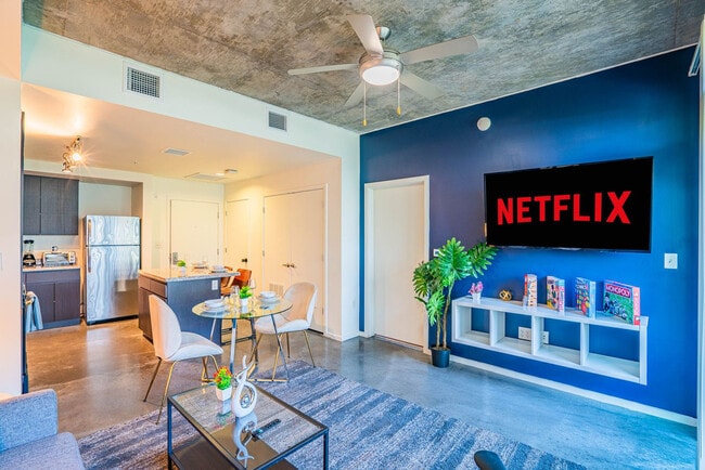 Photo - 913 N 3rd St Unidad ID1284702P