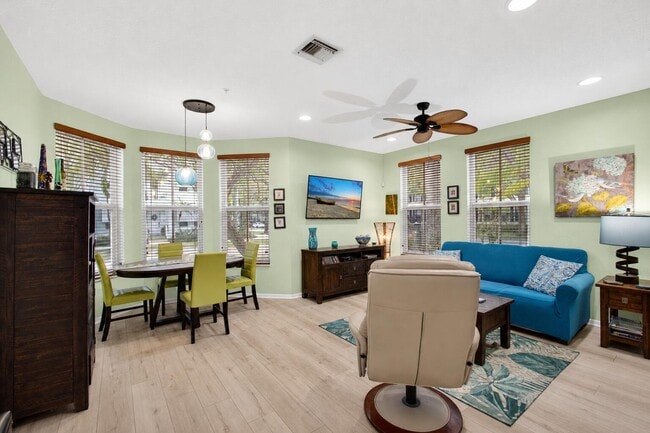 Photo - 4345 Parkside Dr