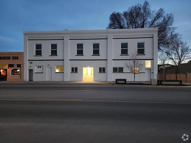 Building Photo - 910 Broad St Unit 202 Rental