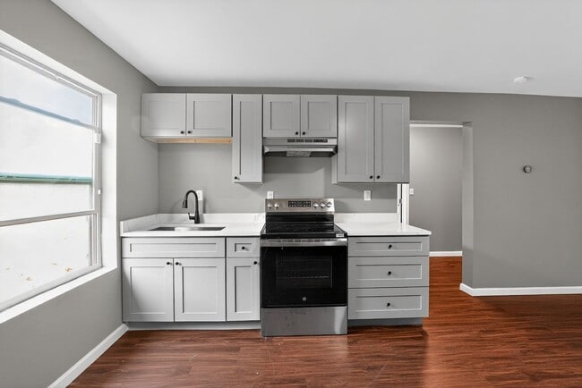 Photo - 313 Olympian Dr