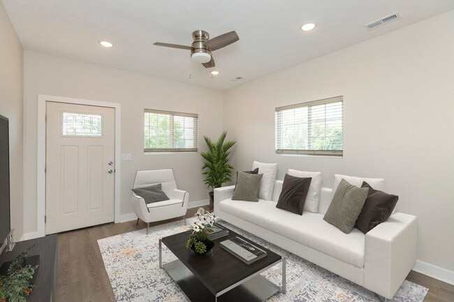 Photo - 228 N Randolph St