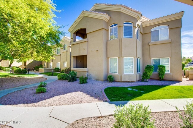 Building Photo - 5335 E Shea Blvd Unit 1051