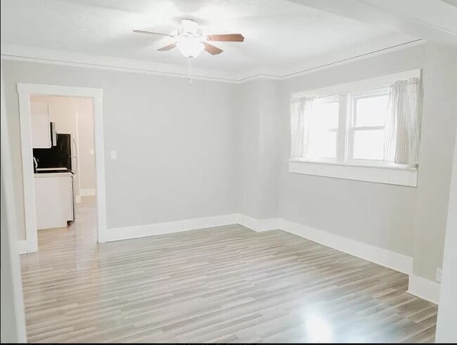 Photo - 2723 Newport Ave
