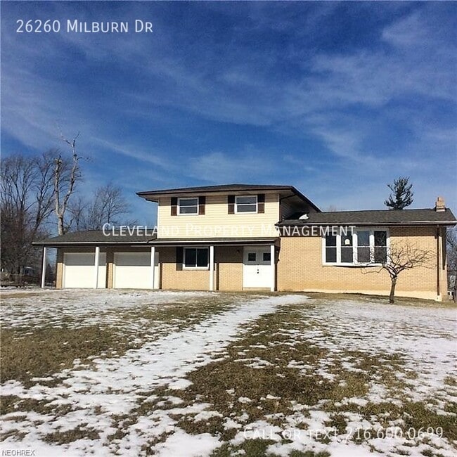 Building Photo - 26260 Milburn Dr Rental