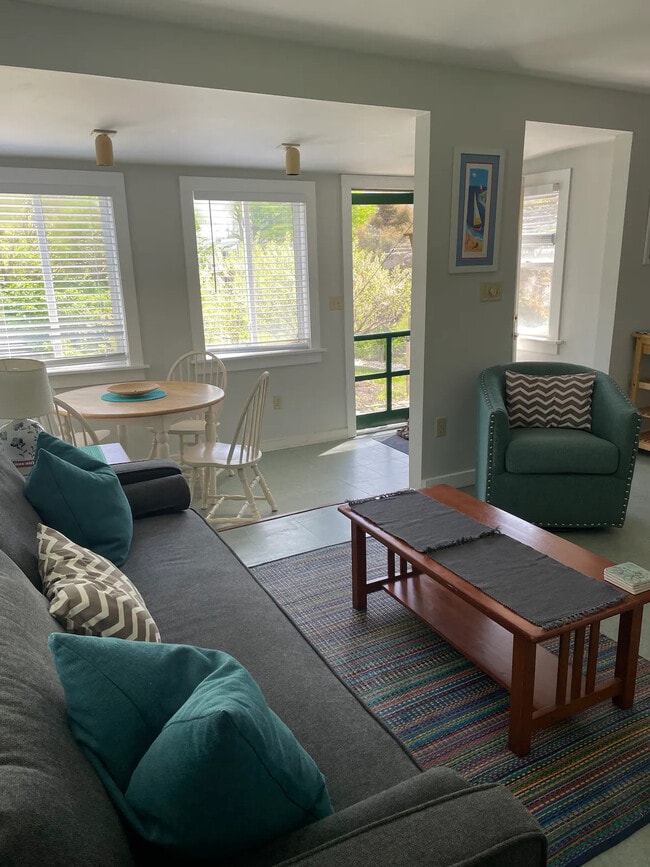 Photo - 35 Warren Ave