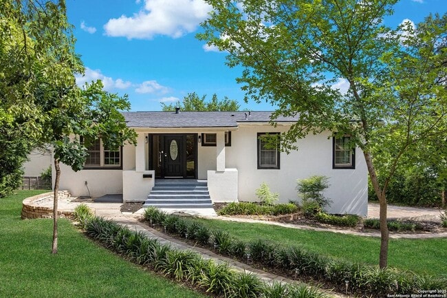 Photo - 123 E Brandon Casa