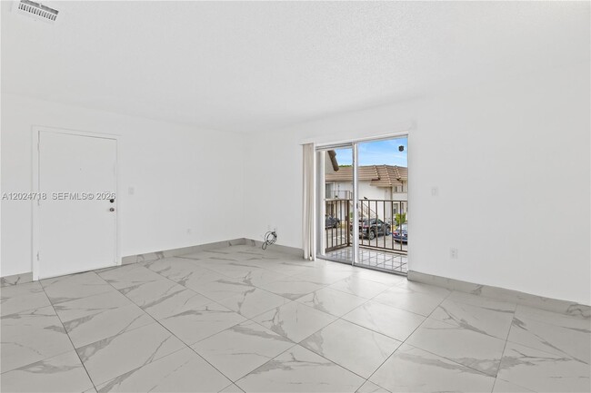Photo - 7011 SW 129th Ave Unit 5