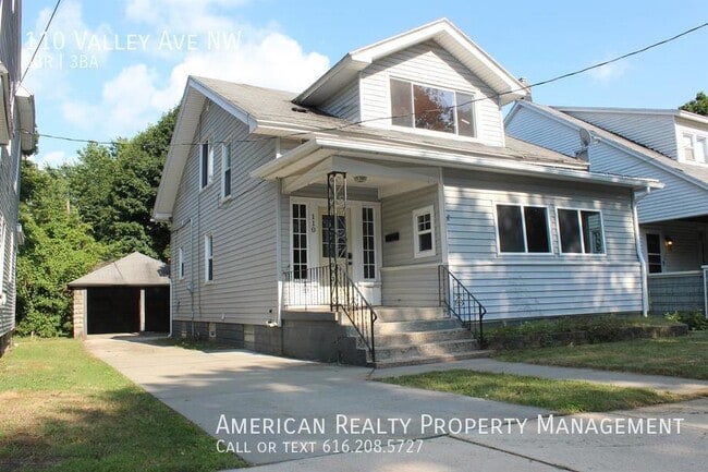 Building Photo - 110 Valley Ave NW