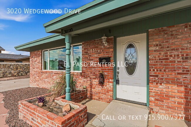 Photo - 3020 Wedgewood Dr