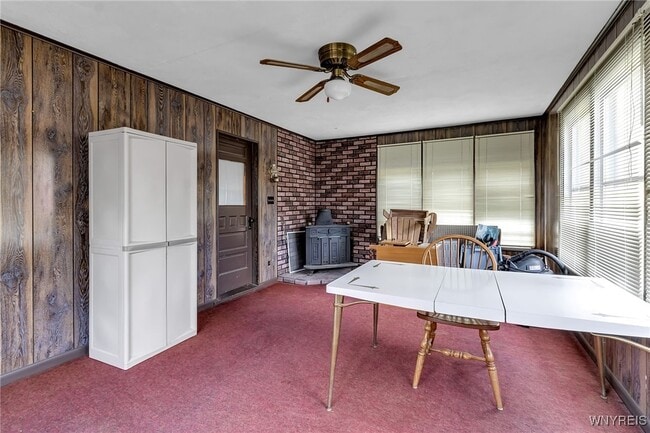 Photo - 5232 Genesee St