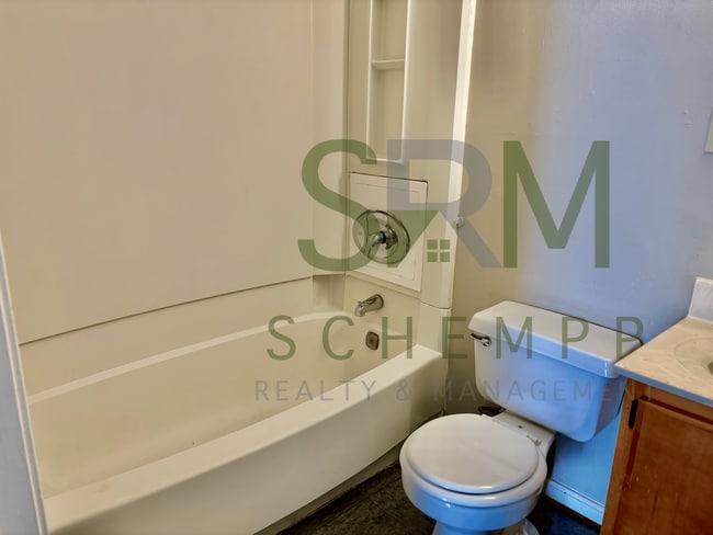 Photo - 2614 W Jefferson St Unit 4