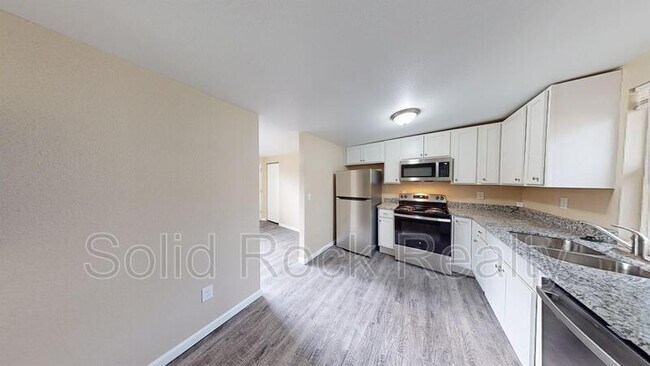 Photo - 2405 E St Vrain St Unit 106