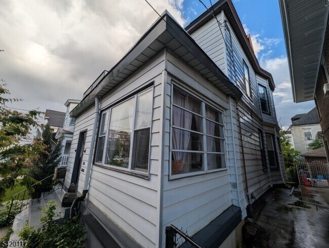 Photo - 124 2nd Ave Unidad 1