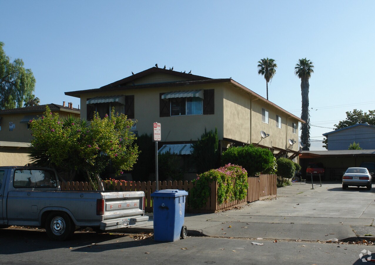 1820 Welch Avenue - 1820 Welch Avenue