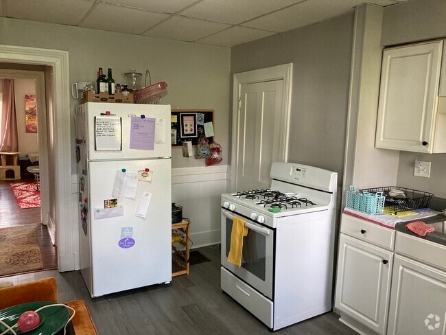 Building Photo - 178 Pennsylvania Ave Unit 1 Rental