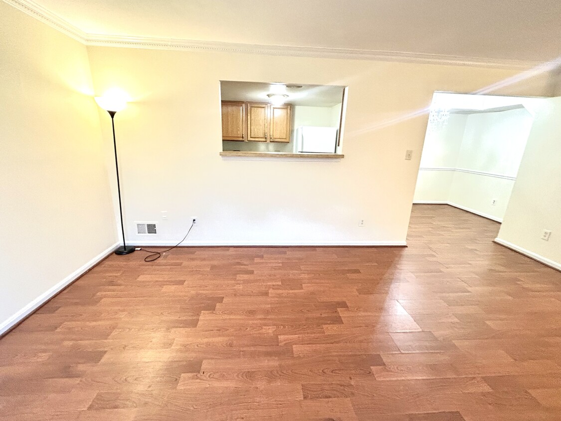 Photo - 9833 Hagel Cir (Lorton, VA)