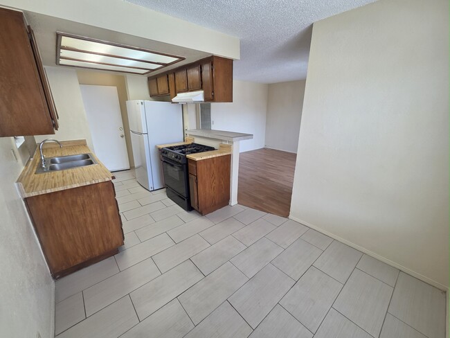 Photo - 839 Gaviota Ave Unit A