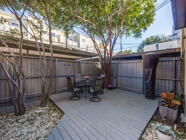 Building Photo - 4116 Cole Ave Unit 305