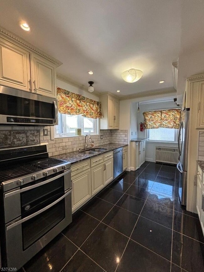 Photo - 1127 Stilford Ave