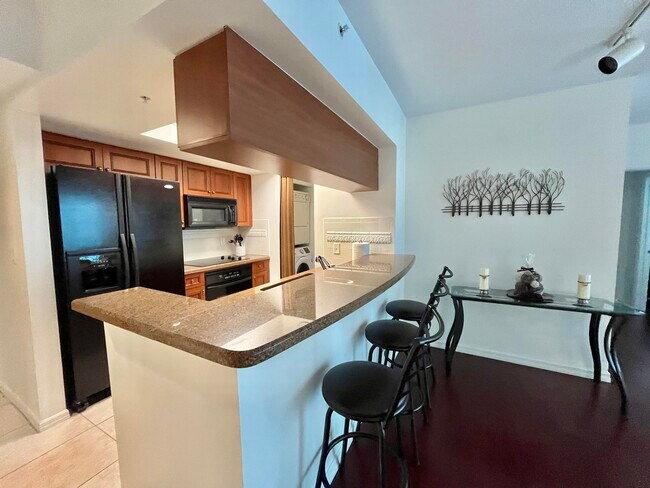 Photo - 347 N New River Dr E Unit 605