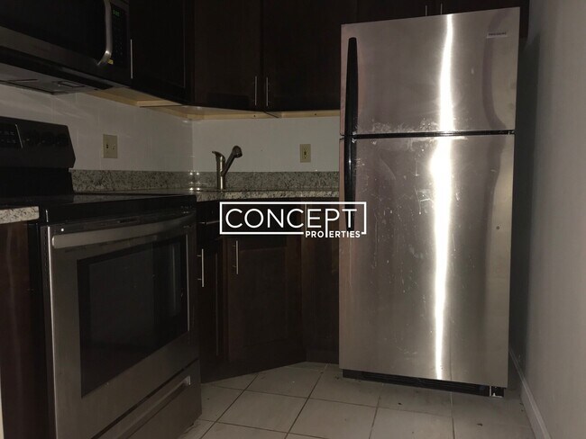 Photo - 81 Essex St Unit 61