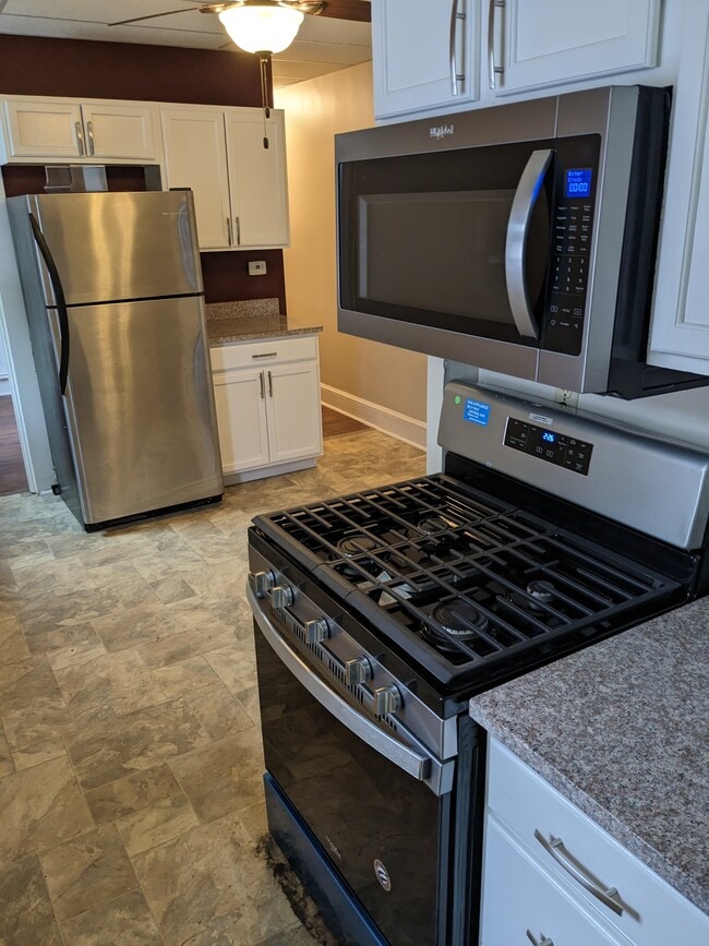 Photo - 704 N Lime St Unit 2