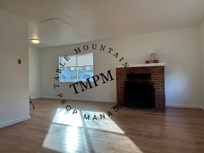 Photo - 1295 Floral Ave