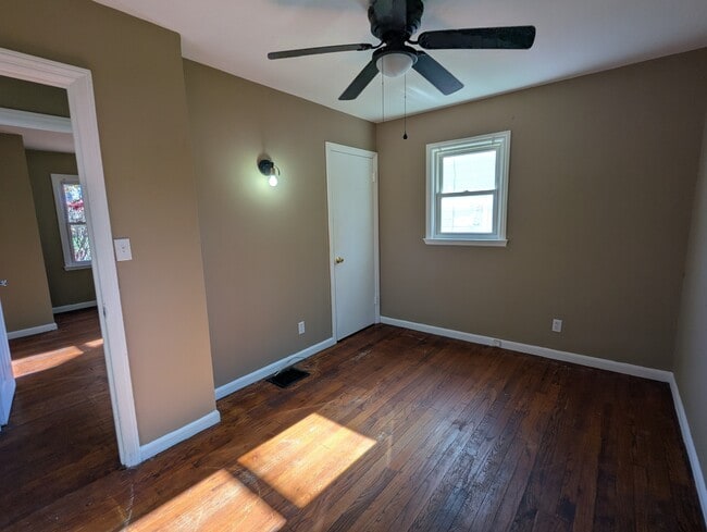 Photo - 549 S Ashburton Rd