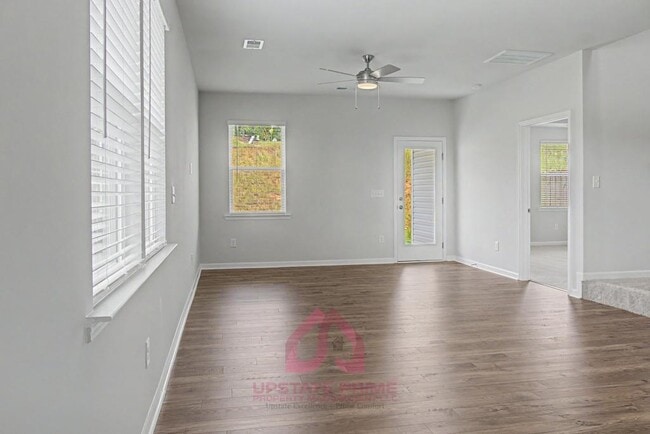 378 Highline Trl