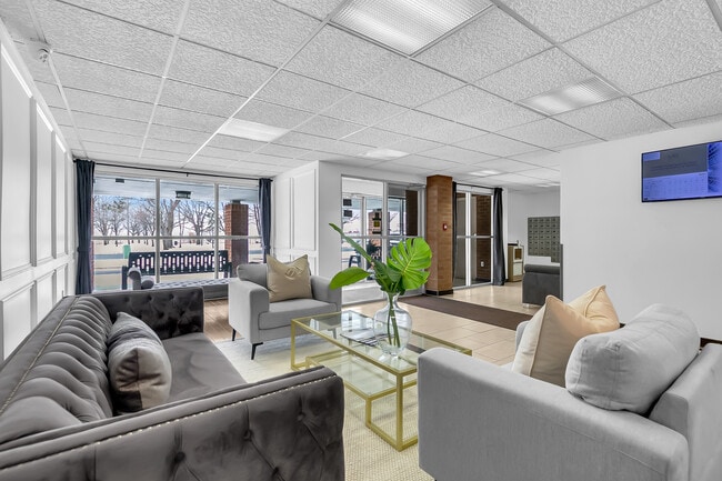 Photo - Lakeview Towers Residences