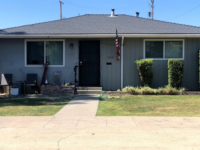 apartments for rent in reedley ca