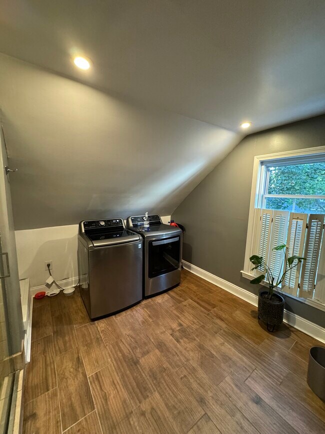 Photo - 109 Rumford St Unidad 109