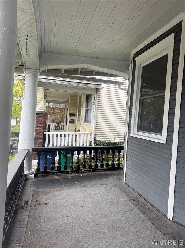 Photo - 37 Inwood Pl