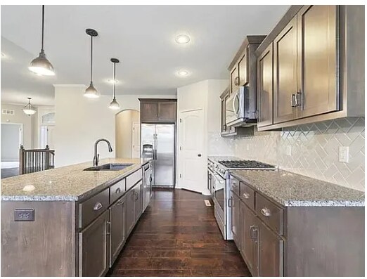 Photo - 1301 NE Country Ln