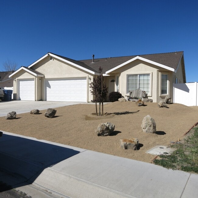 Photo - Gorgeous Remodeled Spacious 4 bedroom