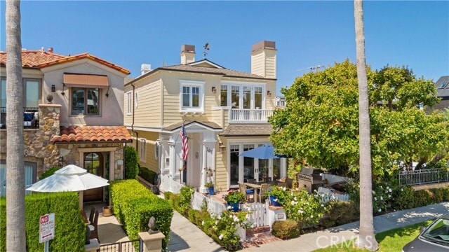 Photo - 705 Goldenrod Ave