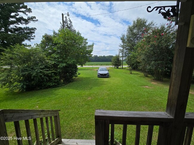 Photo - 930 Porter Rd