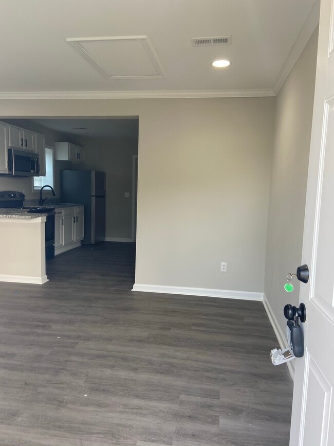 Photo - 2444 Washington St