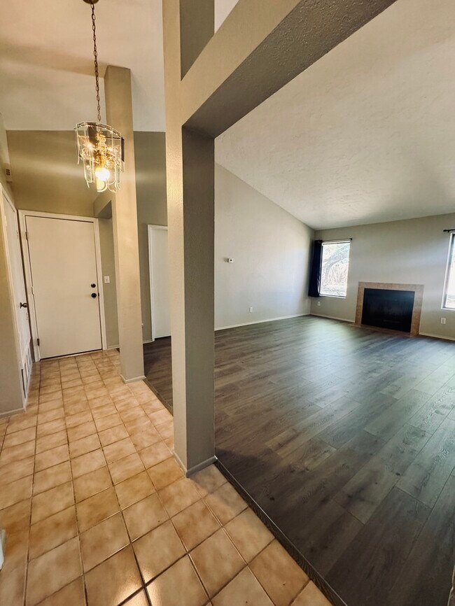 FOR RENT